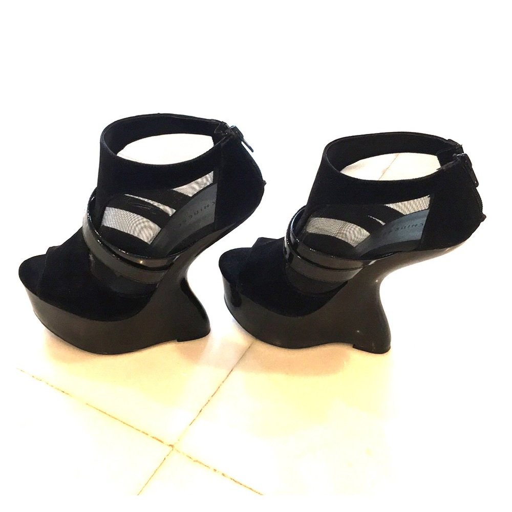 CHINESE LAUNDRY  “Lady Gaga” type mesh wedges